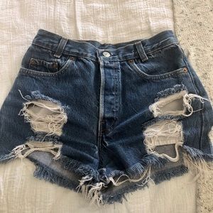 Vintage dark wash Levi’s size 24